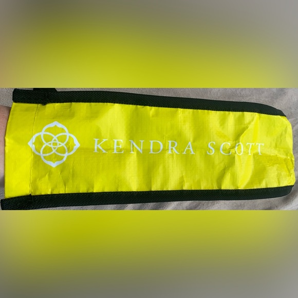 Kendra Scott Love Reusable Tote Bag $5 with purchase! - Picture 6 of 6